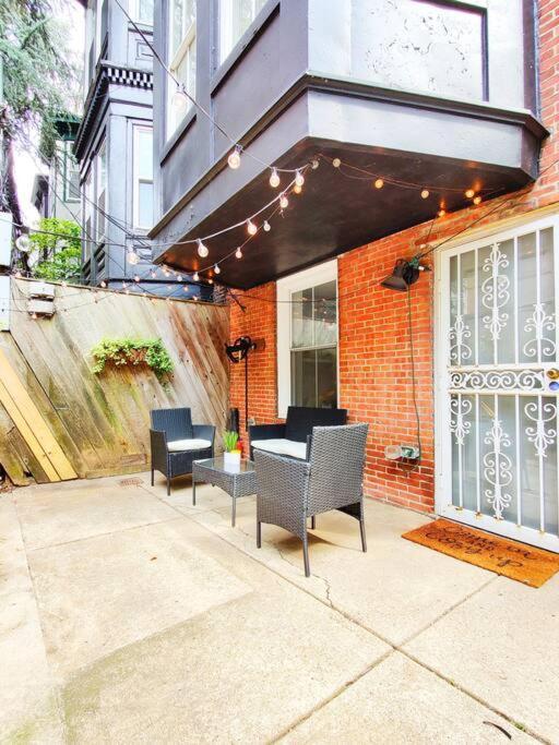 Charming 1Bdr In Central Rittenhouse Square With Patio Hosted By Stayrafa فيلادلفيا المظهر الخارجي الصورة
