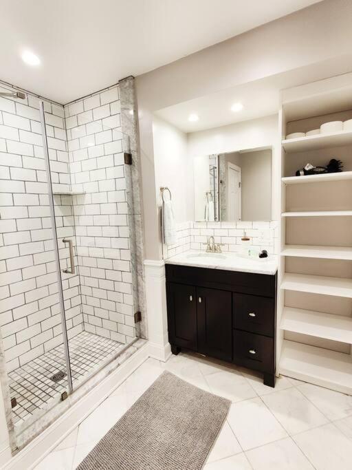 Charming 1Bdr In Central Rittenhouse Square With Patio Hosted By Stayrafa فيلادلفيا المظهر الخارجي الصورة